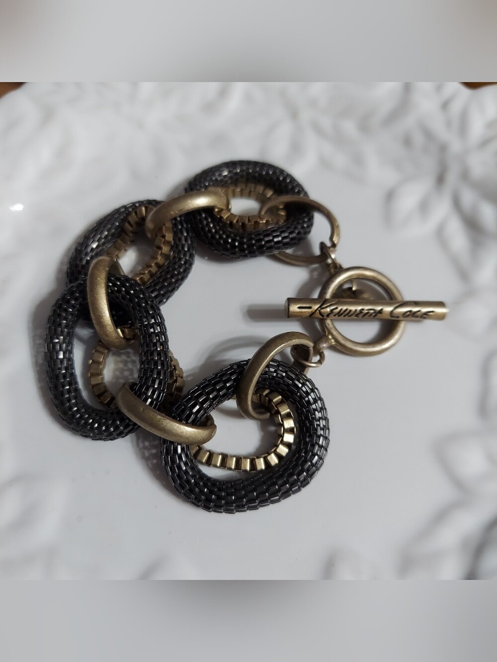 Kenneth Cole NY Brushed Gold/Mesh Rolo Link Bracelet